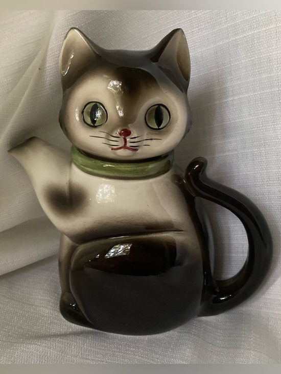 CMI Japan Other - 1972 Vintage CMI Japan Ceramic Novelty Kitty Cat Lidded Teapot!